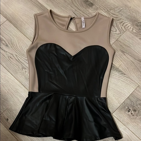 Auditions Tops - Sexy top tan and black. Fake leather. Pretty design and flattering. Size small